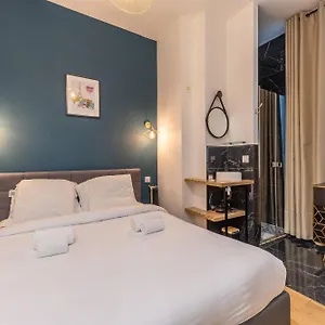 Appartement Pick A Flat's In Montmartre - Rue Pierre Fontaine, Paris