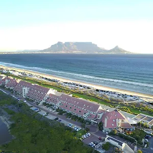 dolphin-beach-hotel.hotels-capetown.com/