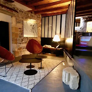 le-clos-de-sainte-croix.hotels-rhonealpes.com/